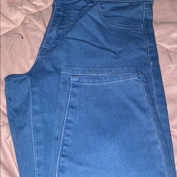 Jeans - Picture 3 of 4